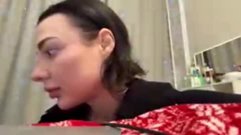 Kimmy online show from February 26, 5:16 pm