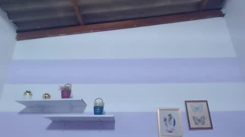 Kim  online show from February 20, 6:54 pm