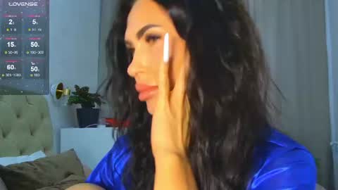KIm online show from June 27, 4:13 pm