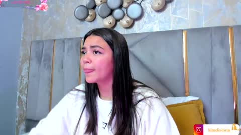  KIM  online show from November 7, 3:09 am