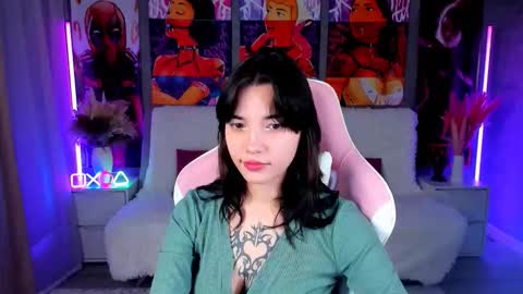 kimm wong online show from December 1, 12:36 pm