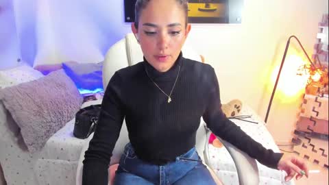 Snapshot of kimmberly_saenz_ chatting on September 19, 12:26 am kimmberly_saenz_ online show from September 19, 12:26 am