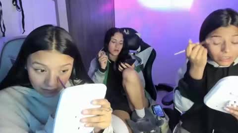 kimmi online show from November 11, 11:40 pm