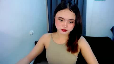 kim ejara online show from April 3, 1:34 am