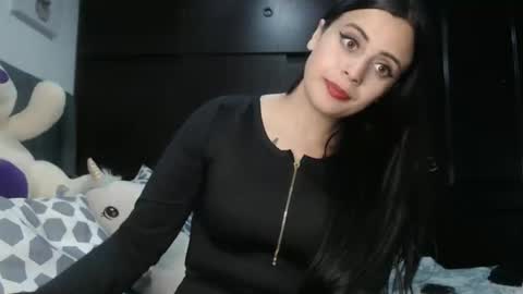 kelly online show from December 22, 10:58 pm