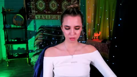 kimporins online show from April 3, 12:23 pm