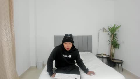 king_master77 online show from March 6, 11:14 am