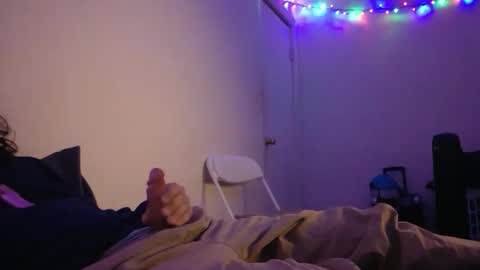 Snapshot of kingbat162 chatting on October 29, 11:45 am kingbat162 online show from October 29, 11:45 am