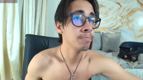 kingdanny_8 online show from February 28, 2:15 am