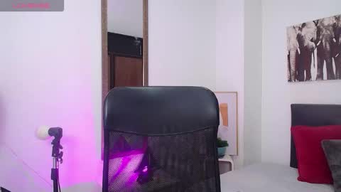 kingdanny_8 online show from January 9, 4:51 am