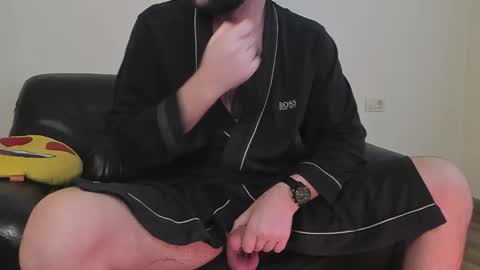 The King online show from February 18, 4:18 pm