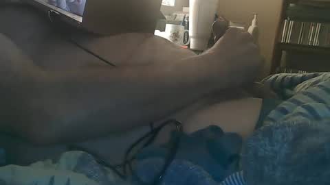 kingtongue10 online show from March 7, 11:40 am