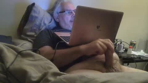 kingtongue10 online show from July 20, 9:23 am
