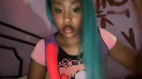 Snapshot of kinkykittee chatting on December 2, 3:29 am Bunniii online show from December 2, 3:29 am