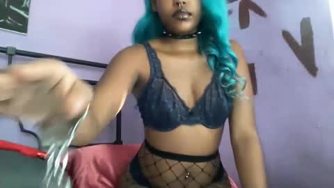 Snapshot of kinkykittee chatting on December 3, 7:17 pm Bunniii online show from December 3, 7:17 pm