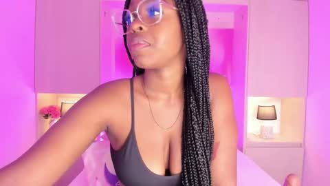 M A R A  online show from October 2, 12:37 pm