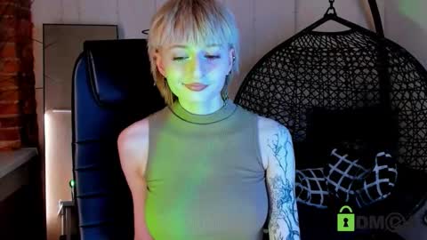 Kira online show from March 7, 7:58 pm