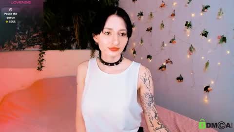 Kira online show from June 4, 10:05 pm