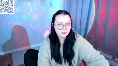 kira online show from April 17, 9:00 am