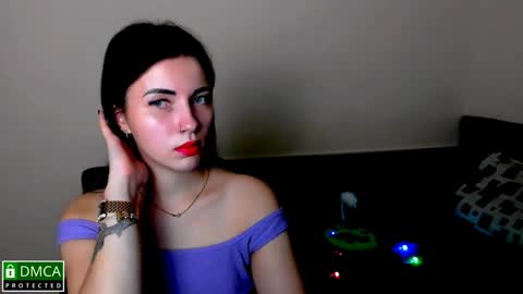 Kira  online show from December 6, 8:01 pm