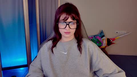 kiravair online show from April 8, 5:49 pm