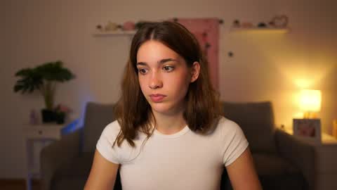 Sisi online show from September 22, 1:59 pm