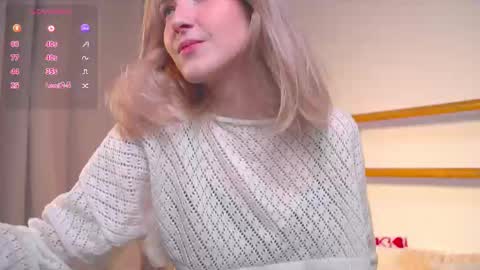 Snapshot of kisskiss_muah chatting on September 27, 2:15 pm Kate  online show from September 27, 2:15 pm