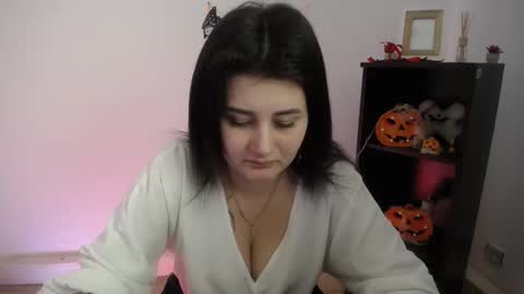 kissleoxx online show from November 1, 4:50 pm