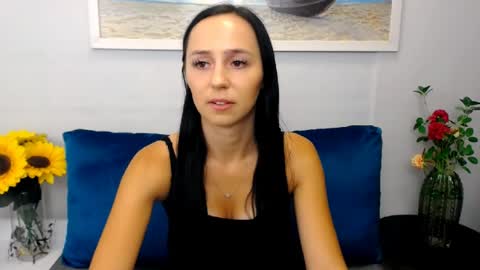 LuisaLove online show from June 15, 6:38 am