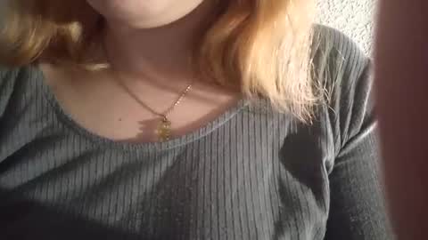 kitsuneniki online show from February 28, 6:34 pm