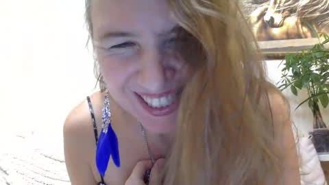 Viki online show from March 4, 4:59 pm