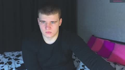 Snapshot of kittenmur chatting on February 28, 6:09 pm Vlad online show from February 28, 6:09 pm