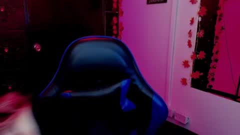 kitty__gang online show from June 22, 12:56 pm