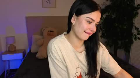 kitty_cut1ee_ online show from April 11, 7:56 am