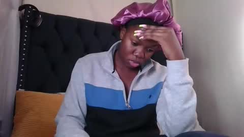 kitty_kerry online show from April 9, 10:21 am