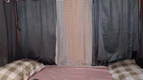 Snapshot of kitty_kim07 chatting on October 15, 8:48 am kitty_kim07 online show from October 15, 8:48 am