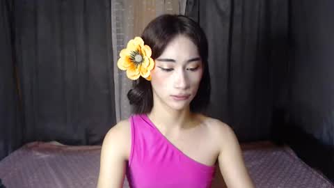 Snapshot of kitty_kim07 chatting on October 9, 4:51 am kitty_kim07 online show from October 9, 4:51 am