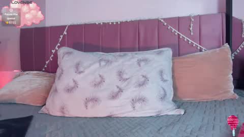 kitty_kryss online show from December 3, 4:18 pm