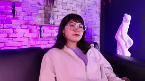 Kitty online show from February 20, 8:05 am