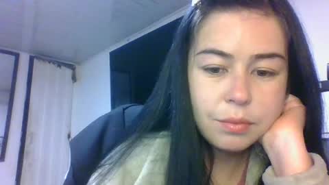 kitty_small69 online show from July 3, 2:27 am