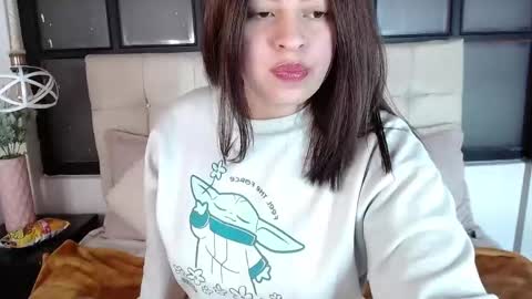 K I T T Y   online show from November 2, 8:20 pm