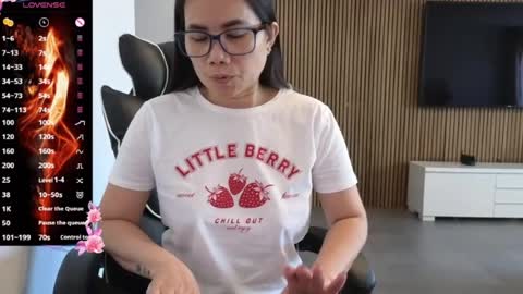 kittybabe0528 online show from August 7, 9:18 am