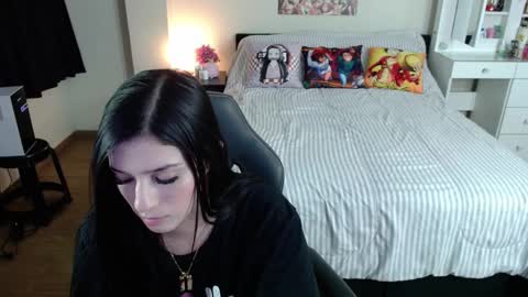 Isabel online show from March 20, 12:15 am