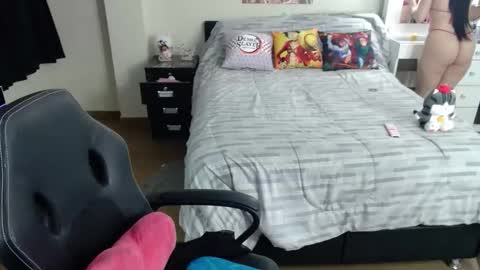 Isabel online show from October 16, 2:22 am