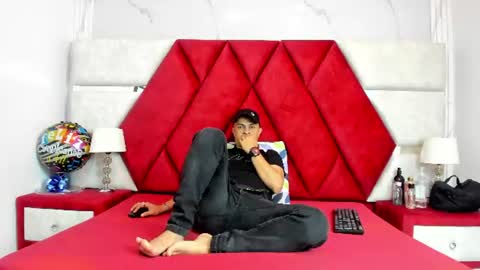 Luisa y Jairo online show from July 11, 12:19 pm