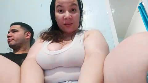 Snapshot of kivs19 chatting on March 6, 6:19 am kivs19 online show from March 6, 6:19 am