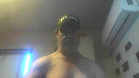 kiwiguy19773 online show from January 9, 6:08 am