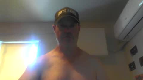 kiwiguy19773 online show from February 9, 12:49 am