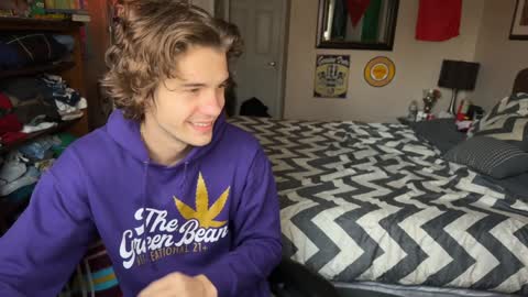 Kyle online show from December 8, 3:13 pm