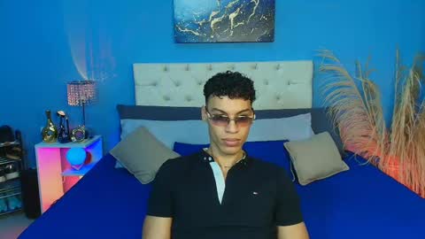 klaton__ online show from November 6, 5:05 pm